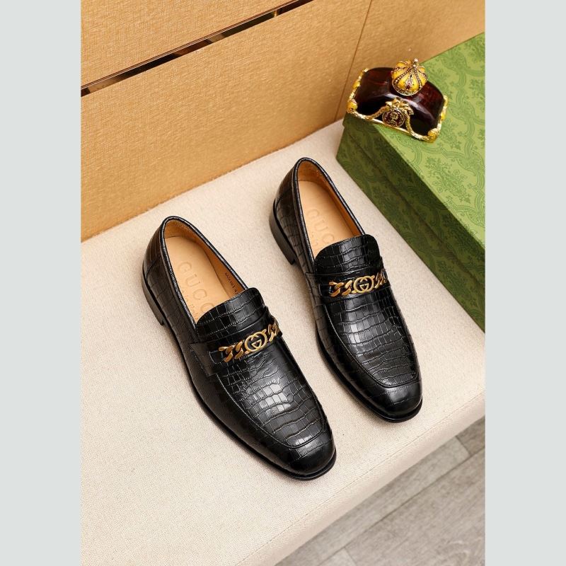 G*u*i leather shoes